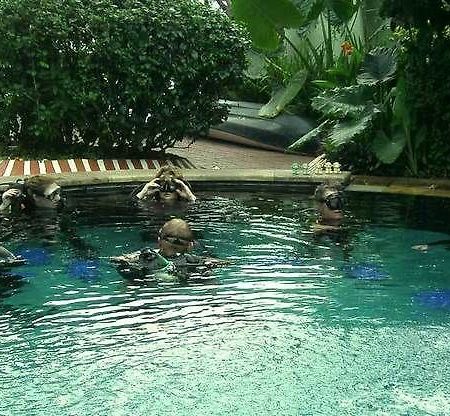 Pondok Bambu Dive Resort Кандидаса Экстерьер фото